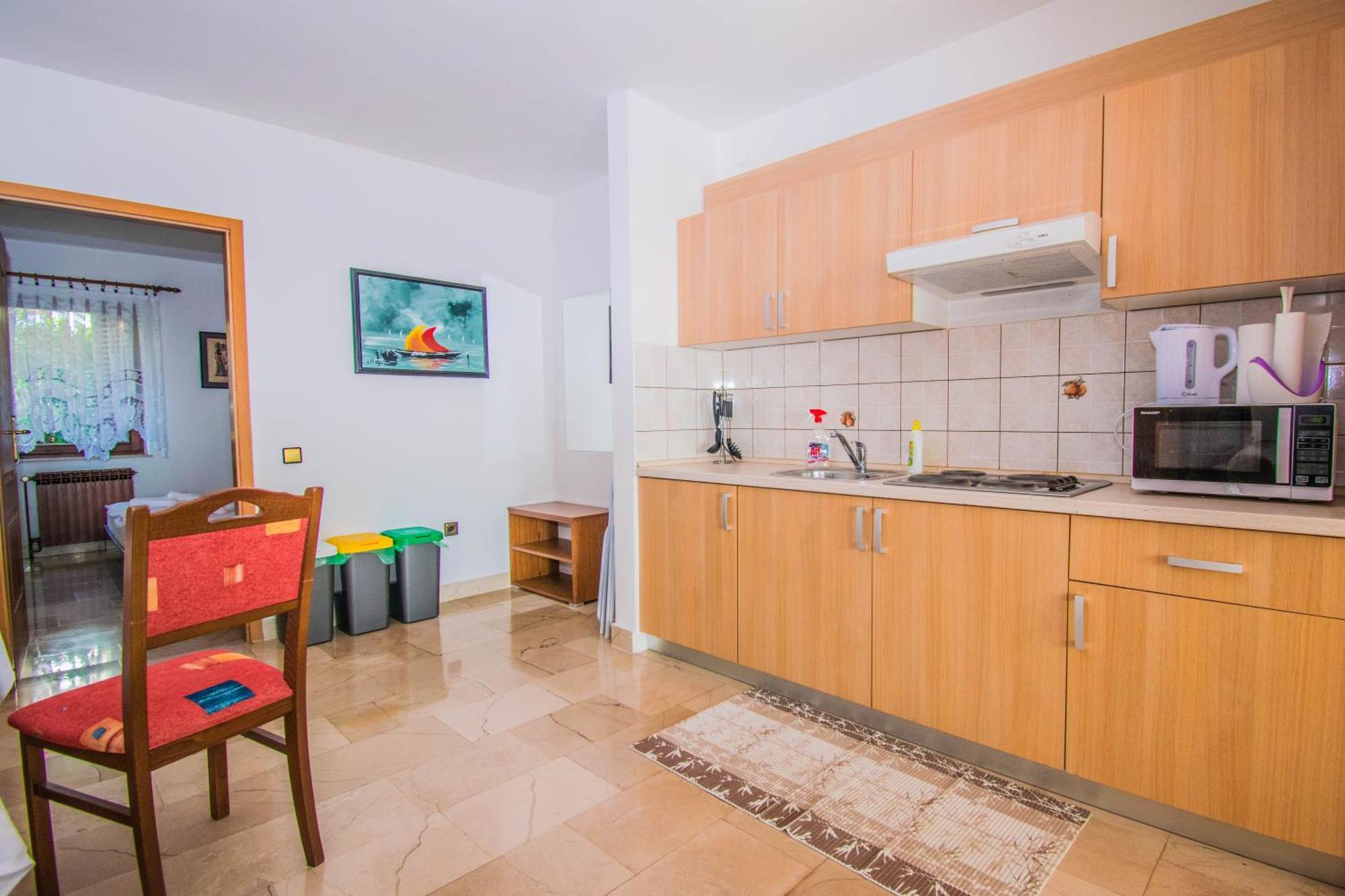 Apartments Grand & Plav In Krk Krk Town Exterior foto