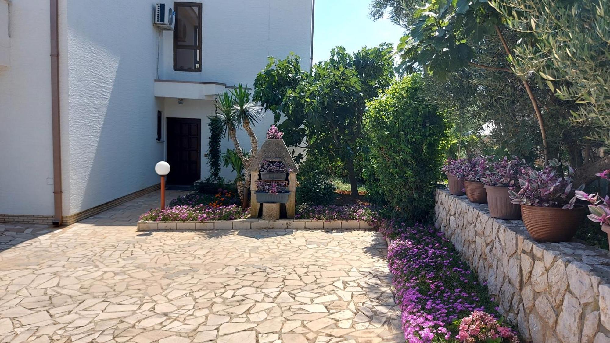 Apartments Grand & Plav In Krk Krk Town Exterior foto